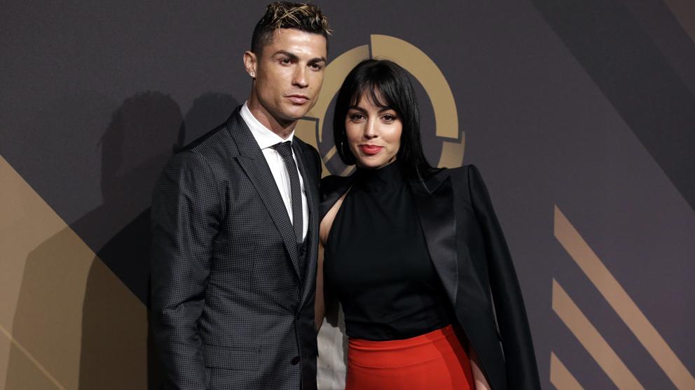 (2018 World Cup) 32 Hottest Wags You Cannot Miss
